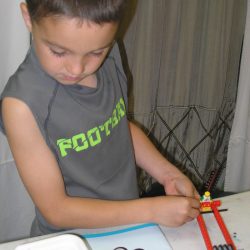 Simple Machines Learning with Legos