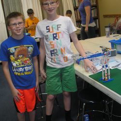 Motorized Mechanisms Learning with Legos